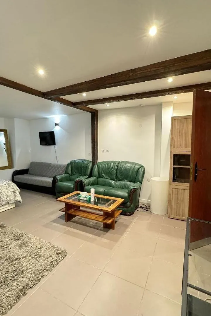 Paris 75010 Apartman