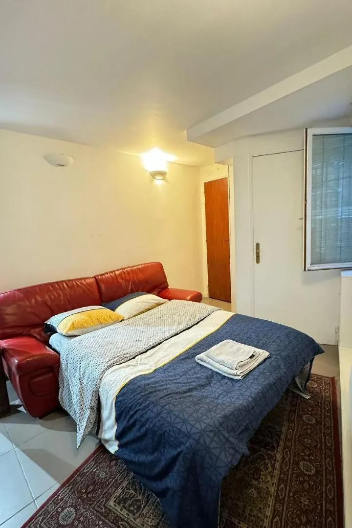 Paris 75010 Apartman Franciaország